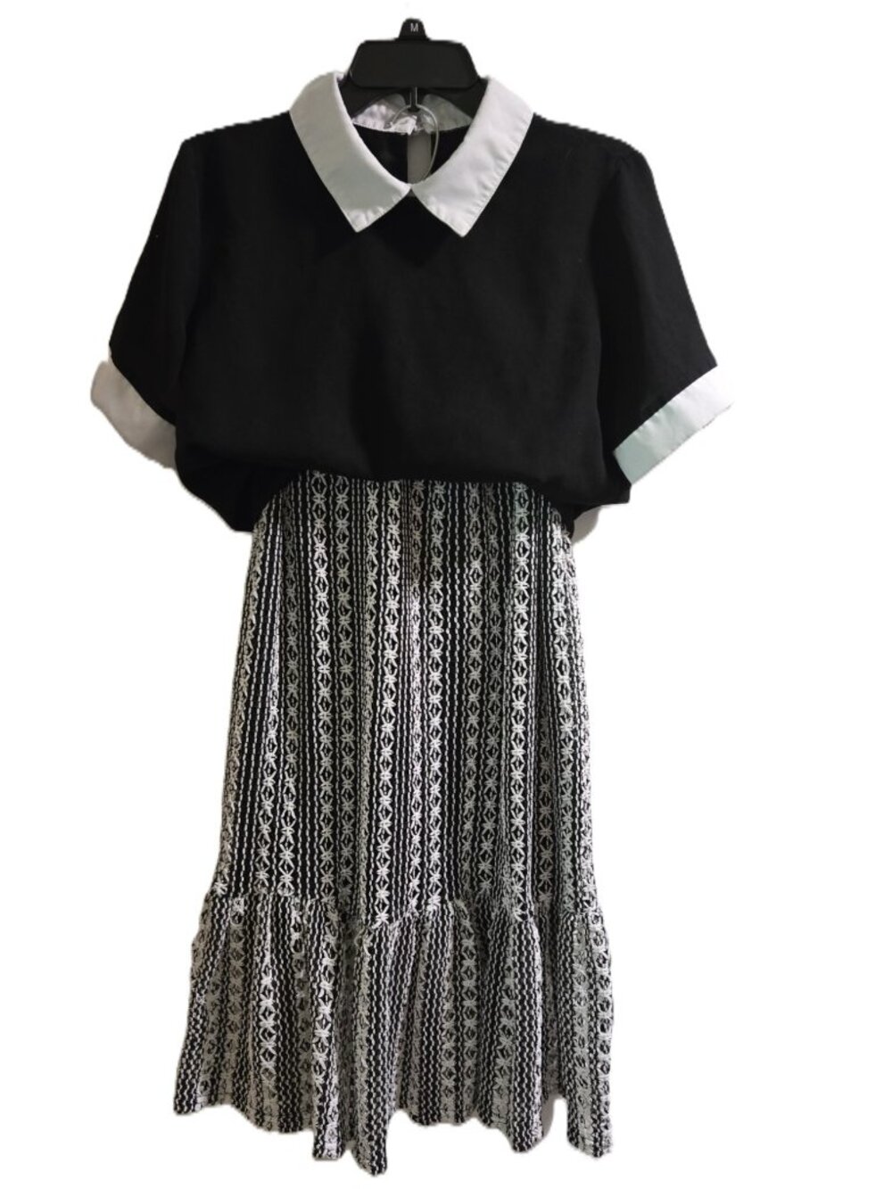 Vintage Style Two-Piece Set - Collared Top & Patterned Skirt